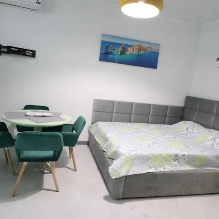 Honey Studio Apartament *
